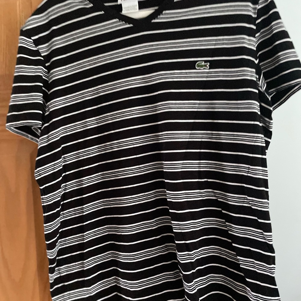 Mens lacoste v neck shirt size 6 or XL